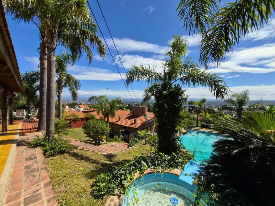 Mansión Costa Azul ll enTokio 350 Villa Carlos Paz Córdoba House in Villa Carlos Paz