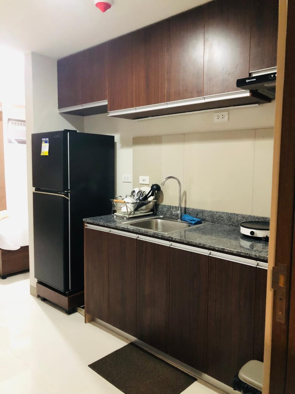 Onelakeshore Drive Condo Apartment hotel in Davao City