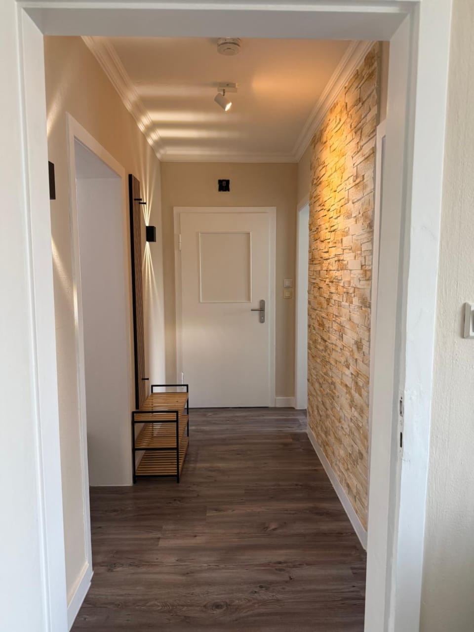 Messe- & Ferienwohnung mit Top-Anbindung nach Köln & Düsseldorf Apartment in Hilden
