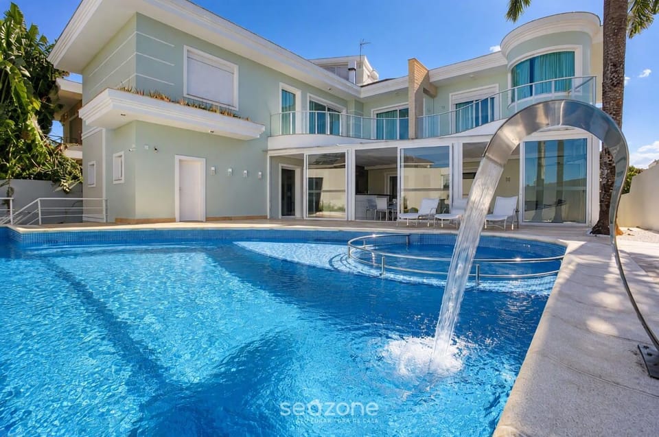 Facade/entrance, Pool view