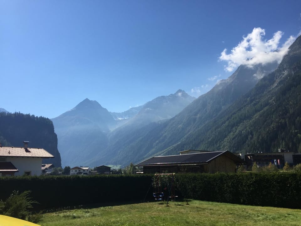 Garden view, Mountain view