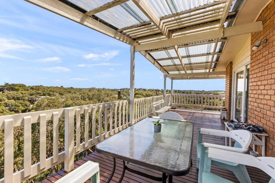 StayAU Coastal Haven Pet-Friendly 4 Mins to Sea House in Melbourne