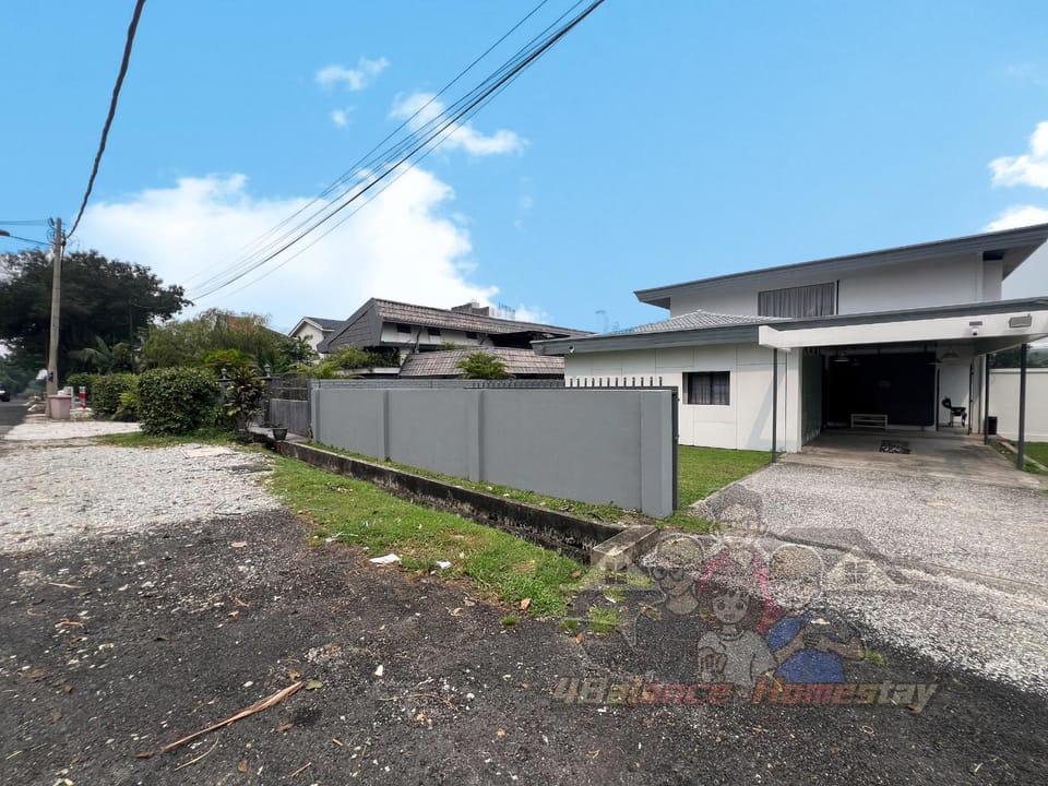 Property building, Street view
