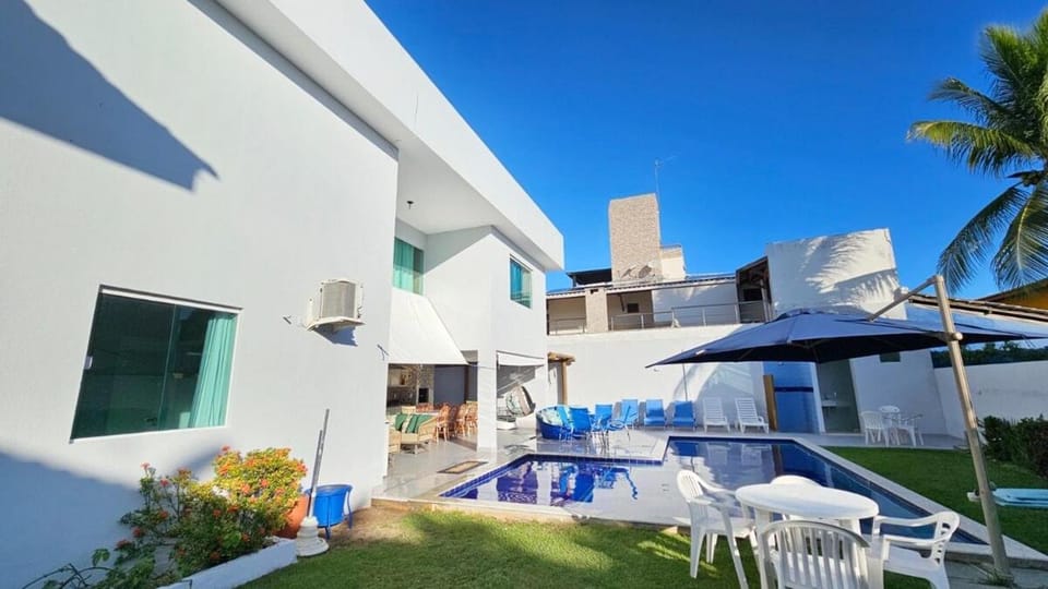 Casa de Luxo com 6 Suítes e Piscina em Guarajuba House in State of Bahia
