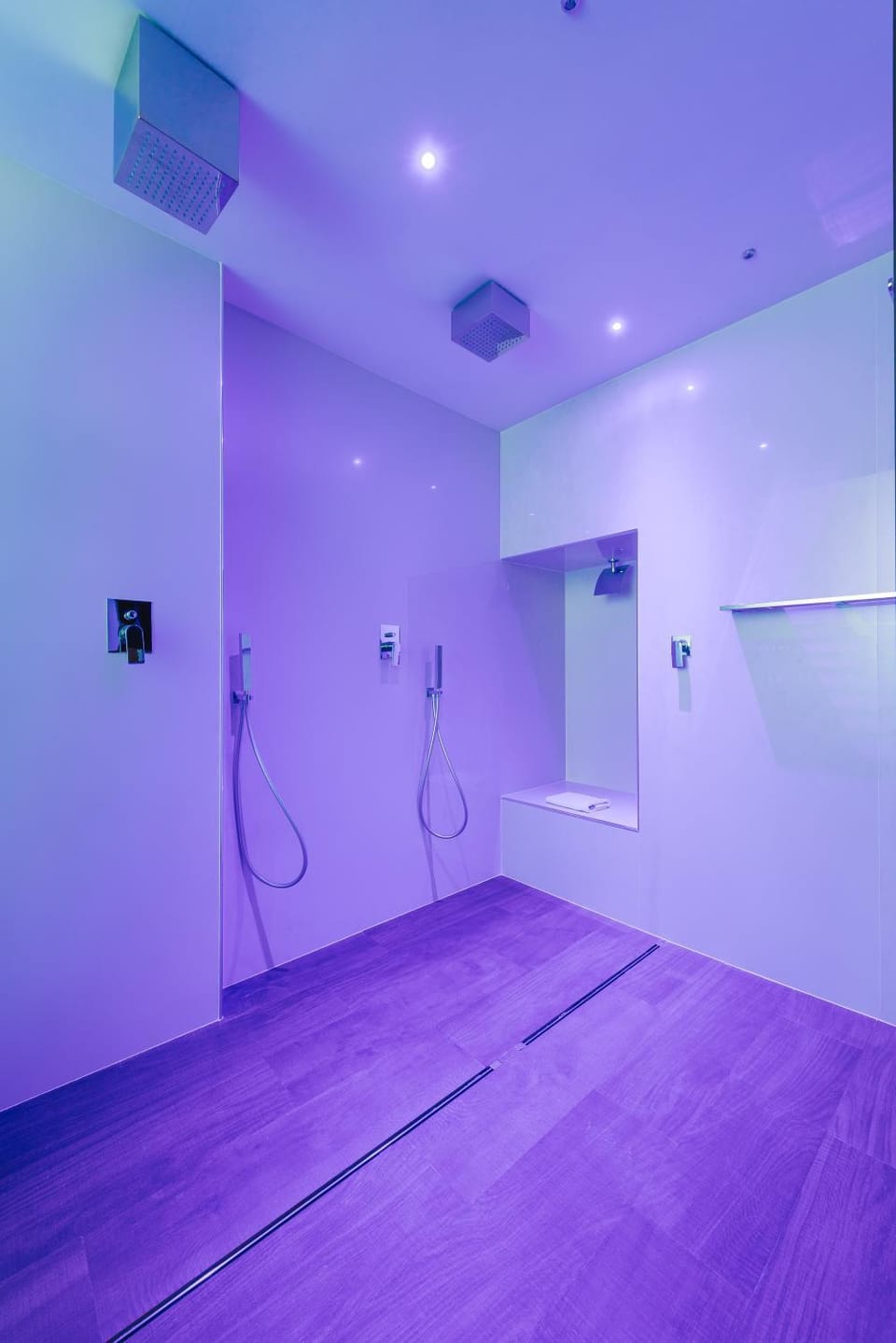 Shower, Bathroom, Area and facilities