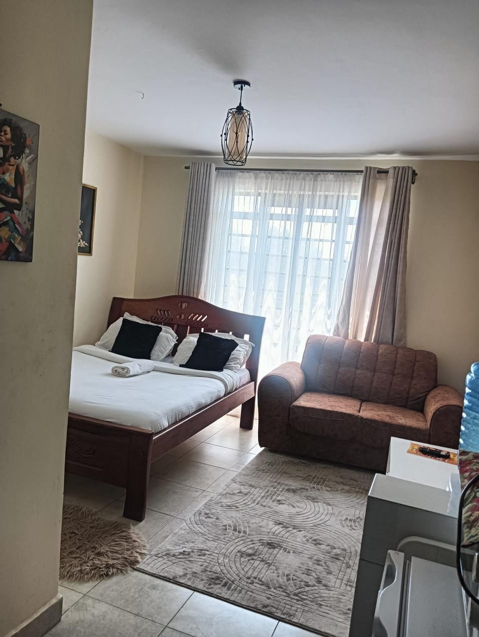 Photo of the whole room