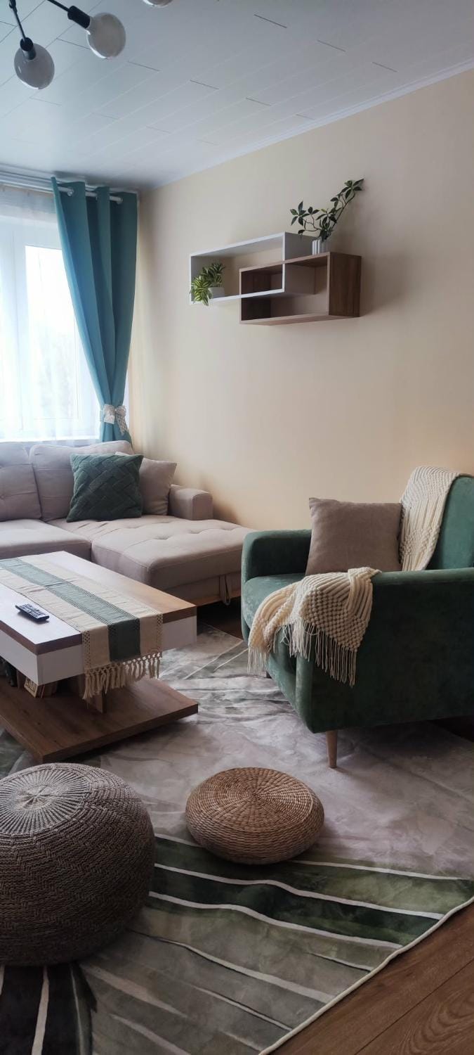 Living room, Seating area