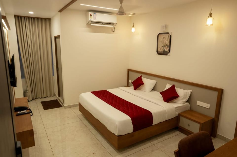 TPM Residency Hotel in Kerala