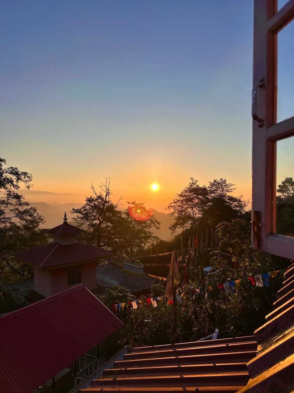 YULs Nest A cozy serene private mountain home in Sittong Darjeeling Nature lodge in West Bengal