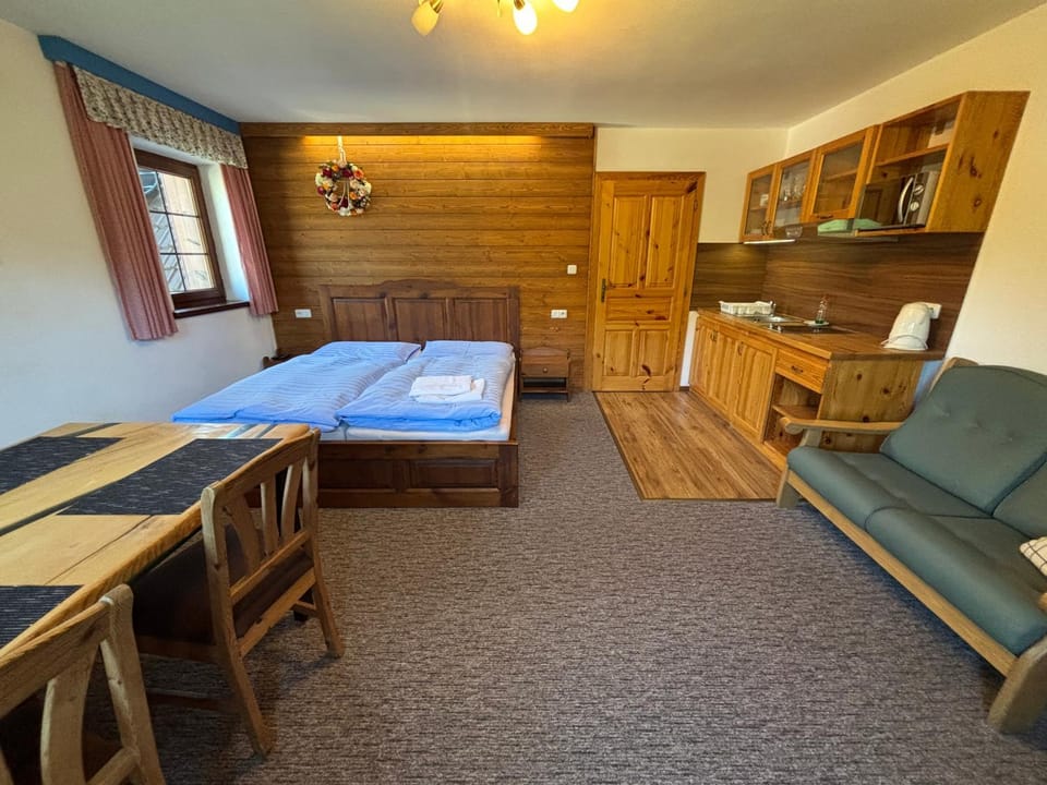 Penzion TATRY Restaurant GORAL Apartment in Slovakia