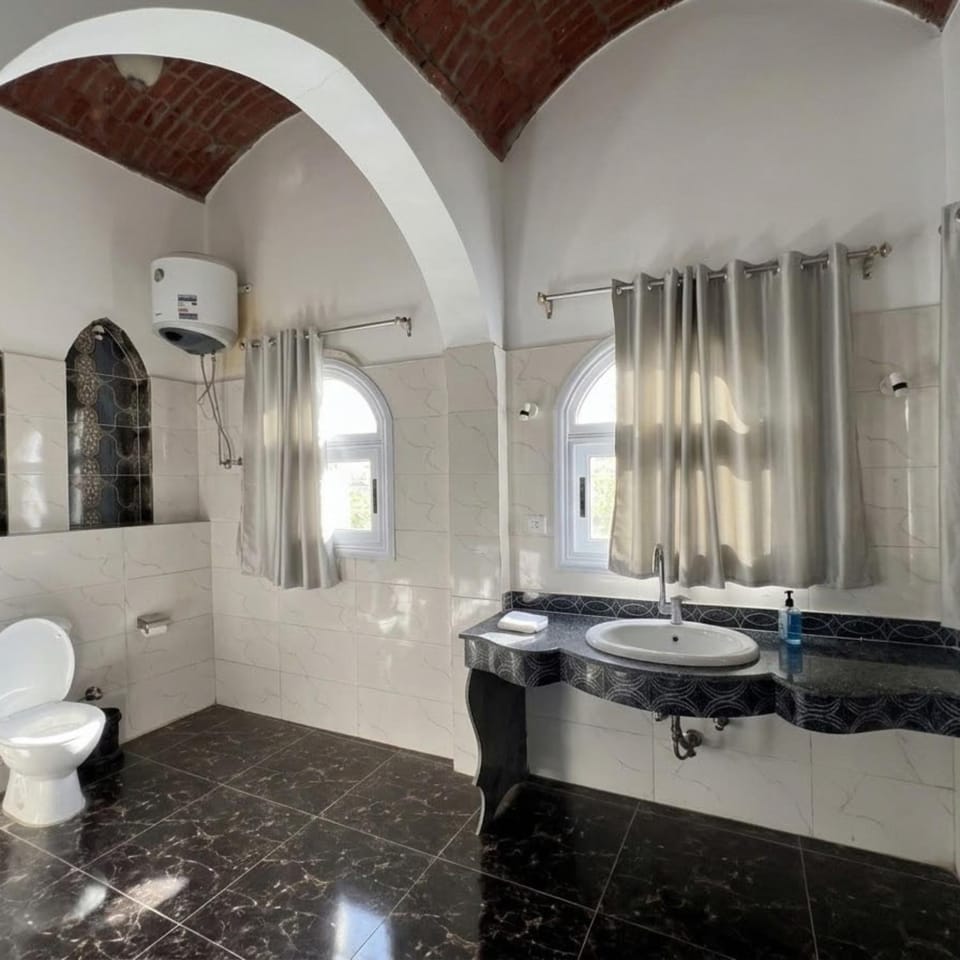 Habu Teracce GuestHouse Bed and Breakfast in Luxor Governorate