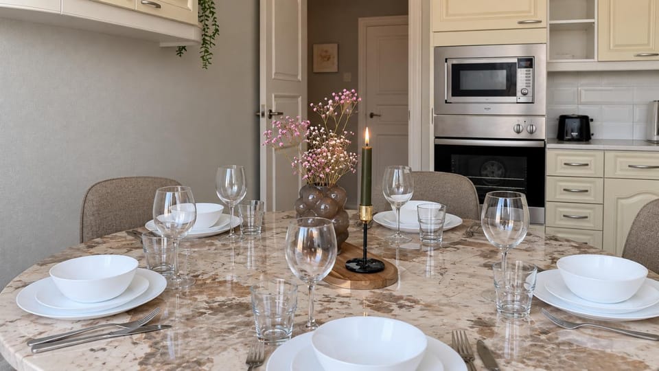 Aurora Riverside I 3BR - Parking - Near Arktikum Apartment in Rovaniemi