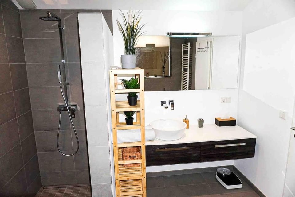 Apartment Schieren Enner den Thermen Apartment in Luxembourg District, Luxembourg