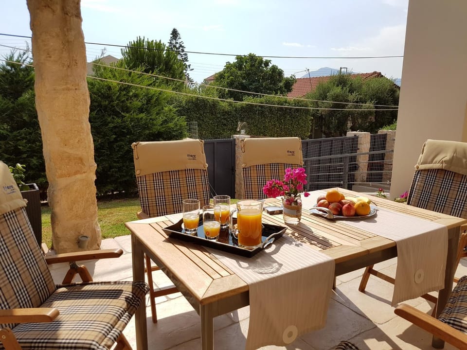 Patio, Garden, Balcony/Terrace