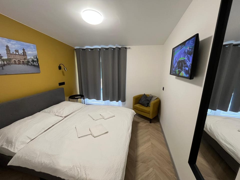 LAS PALMAS ROOMS Bed and Breakfast in Slovakia