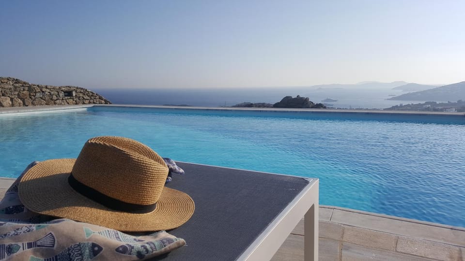 Sea view, Swimming pool