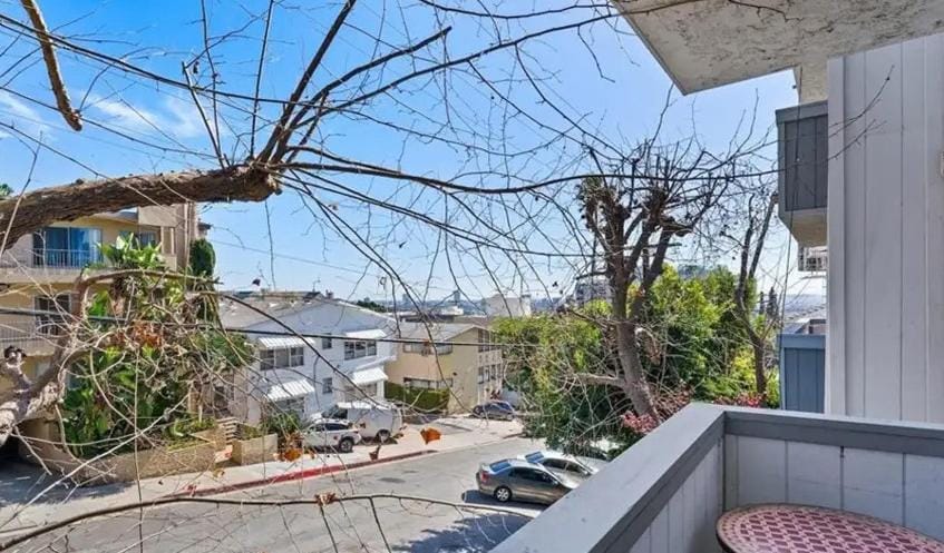 Spacious Two Bedroom Condo with Two Balconies Apartment in West Hollywood