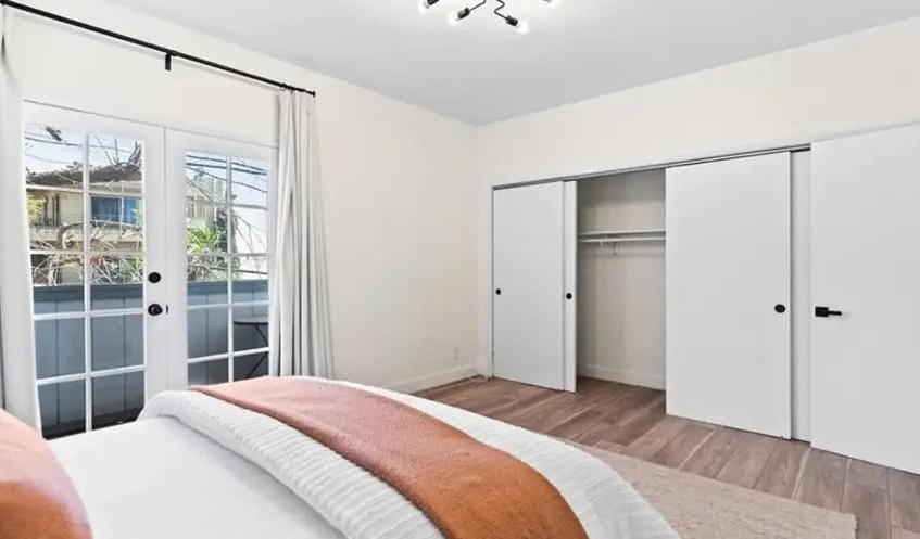 Spacious Two Bedroom Condo with Two Balconies Apartment in West Hollywood