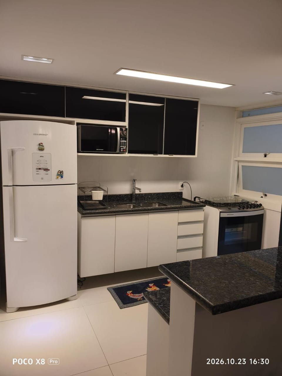 Kitchen or kitchenette, oven, stove