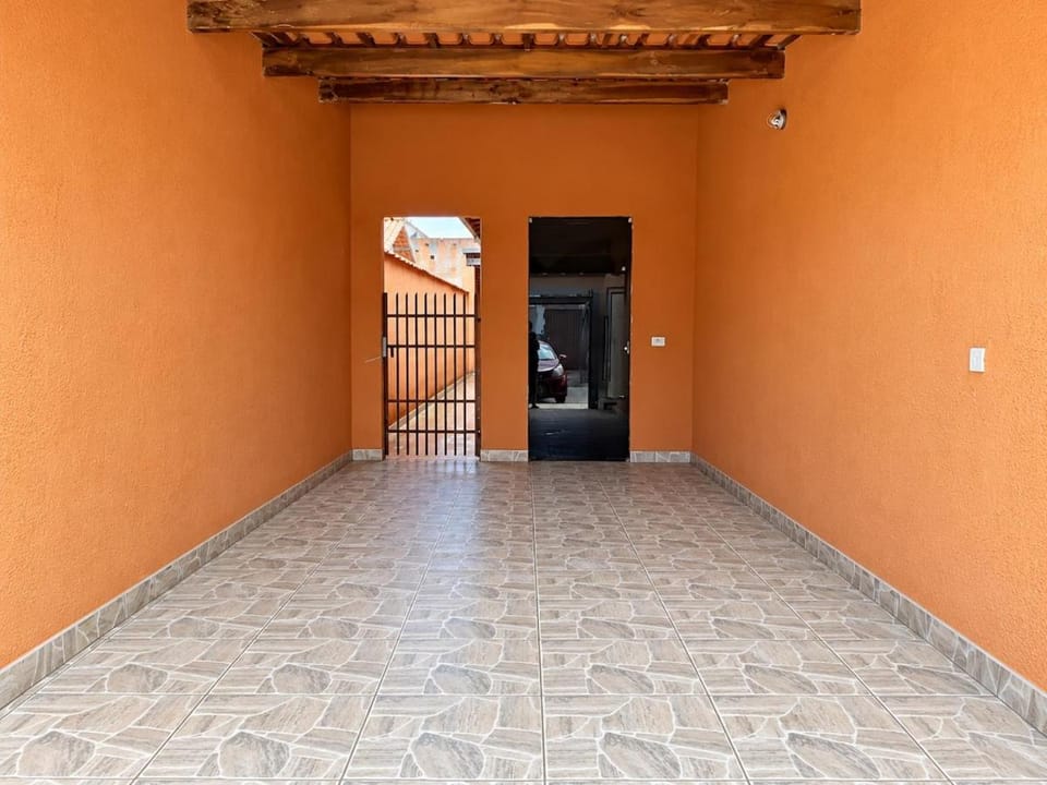 Facade/entrance, Day