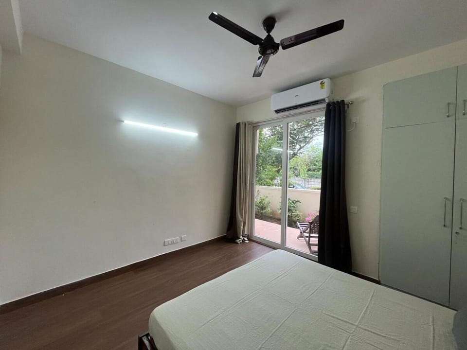 Furnished 3 BHK Quick Access to Hubs & Markets Apartment in Gurugram