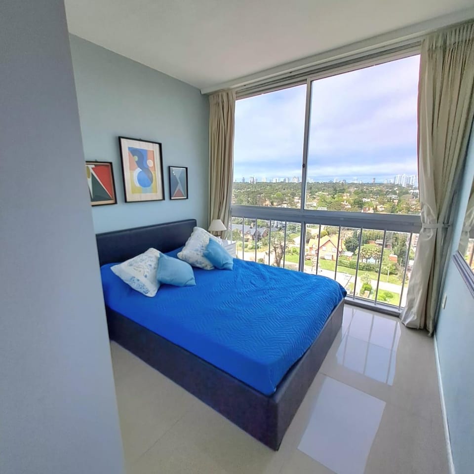 Bed, View (from property/room), Photo of the whole room, Bedroom