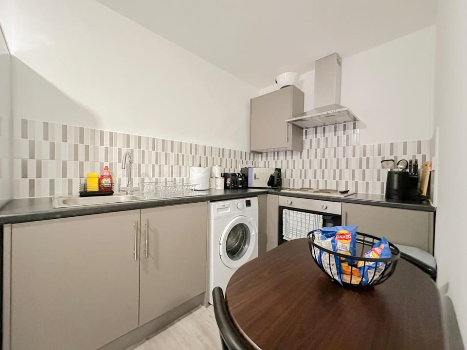 Stylish Wolverhampton City Centre, 2-Bedroom Apartment Apartment in Wolverhampton