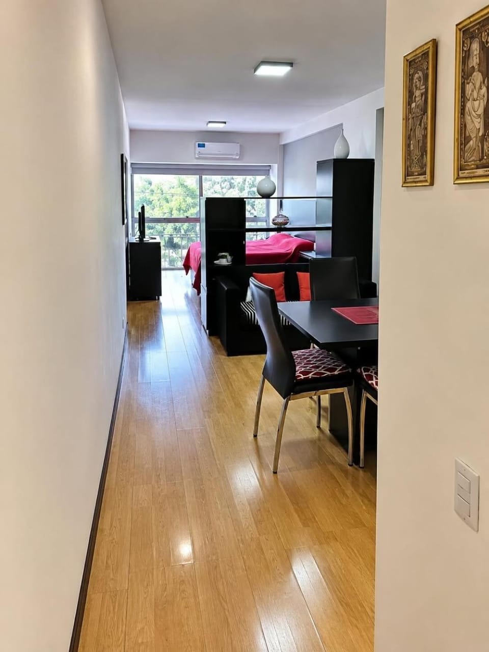 Communal lounge/ TV room, TV and multimedia, Kitchen or kitchenette, Living room, Seating area, Dining area, Evening entertainment, hair dresser, minibar, oven