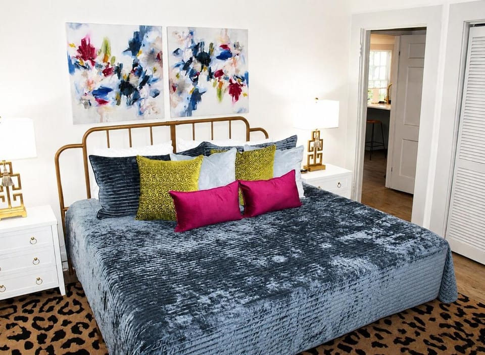Bed, Bedroom