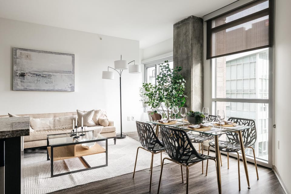 Living room, Seating area, Dining area