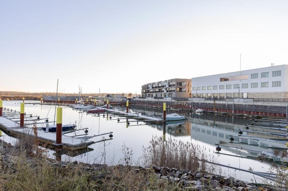Design Appartement mit Hafenblick I 2 Terrassen Apartment in Saxony