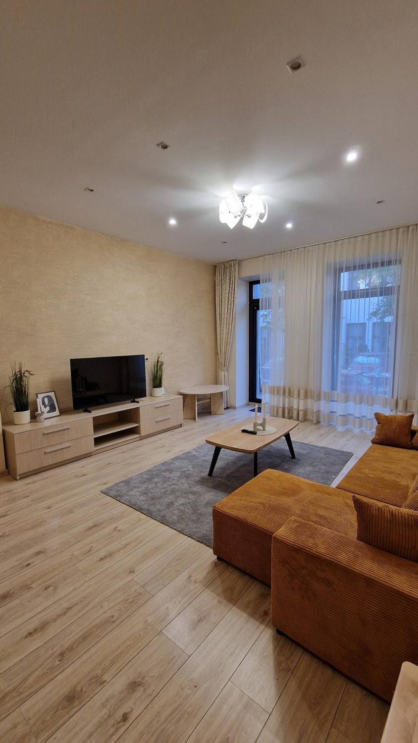 Vilnius Smart City Retreat Fast WiFi Free Parking Apartment in Vilnius