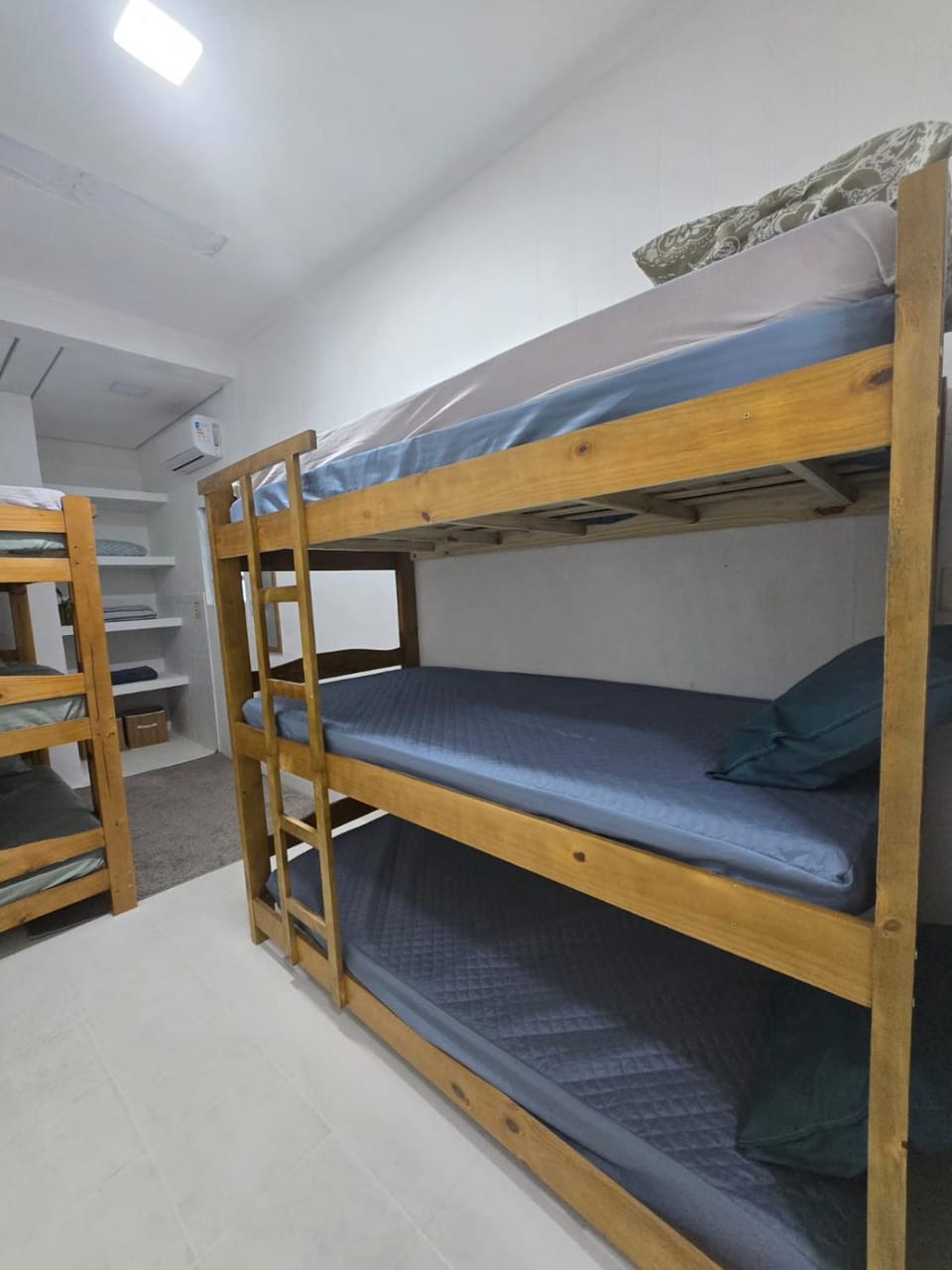 Bed, Photo of the whole room, Bedroom, bunk bed