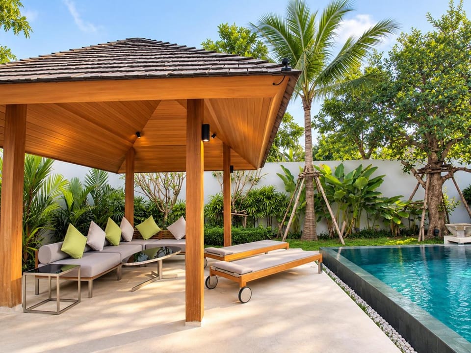 Patio, Garden, Swimming pool, sunbed