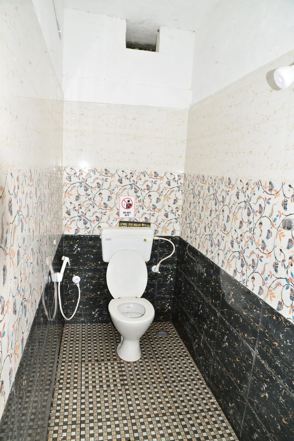 Hostel Central Asia Country House in Karnataka