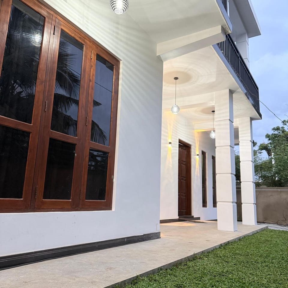 Aaliya Family Residence Apartment in Central Province