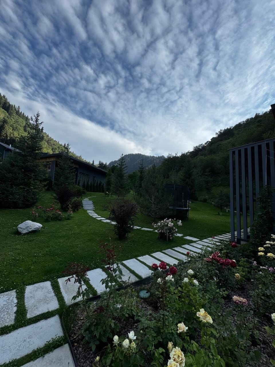 Дом в самом центре Лесной сказки Oi Qaragai Chalet in Almaty Region, Kazakhstan