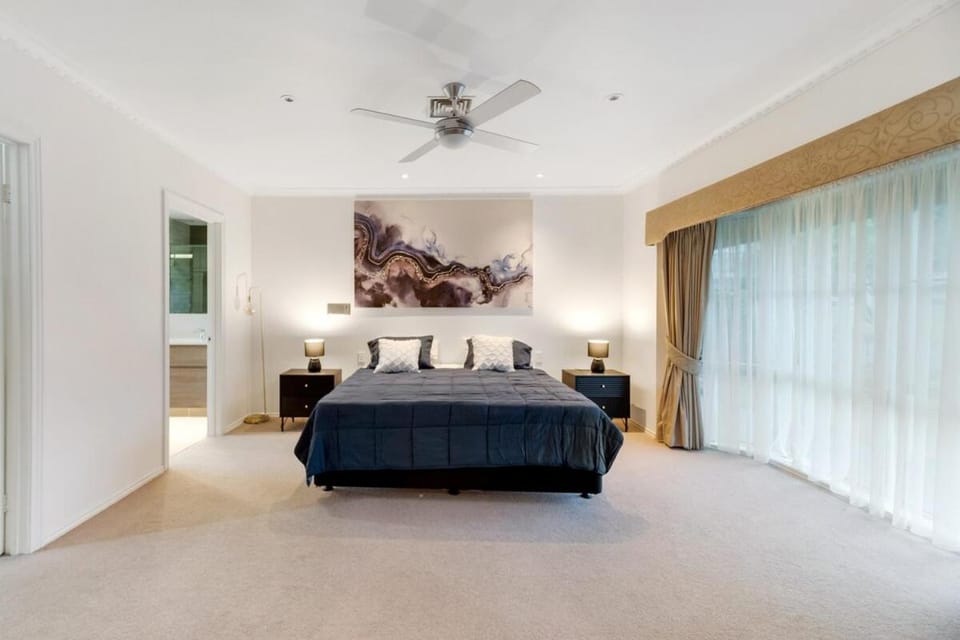 Holiday home for Families & Groups in Greenvale House in Greenvale