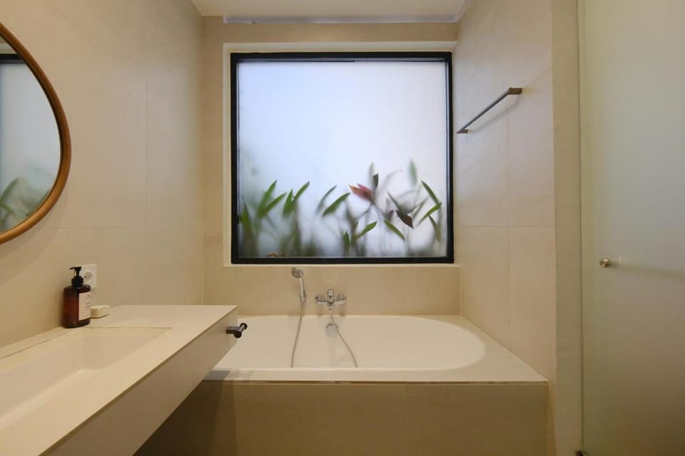 Bathroom, Bath