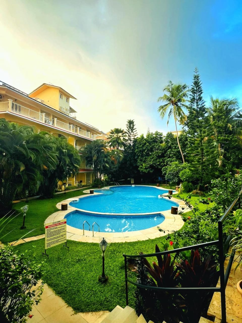 Stayora - Elegant 1BHK Getaway in Goa Apartment in Baga