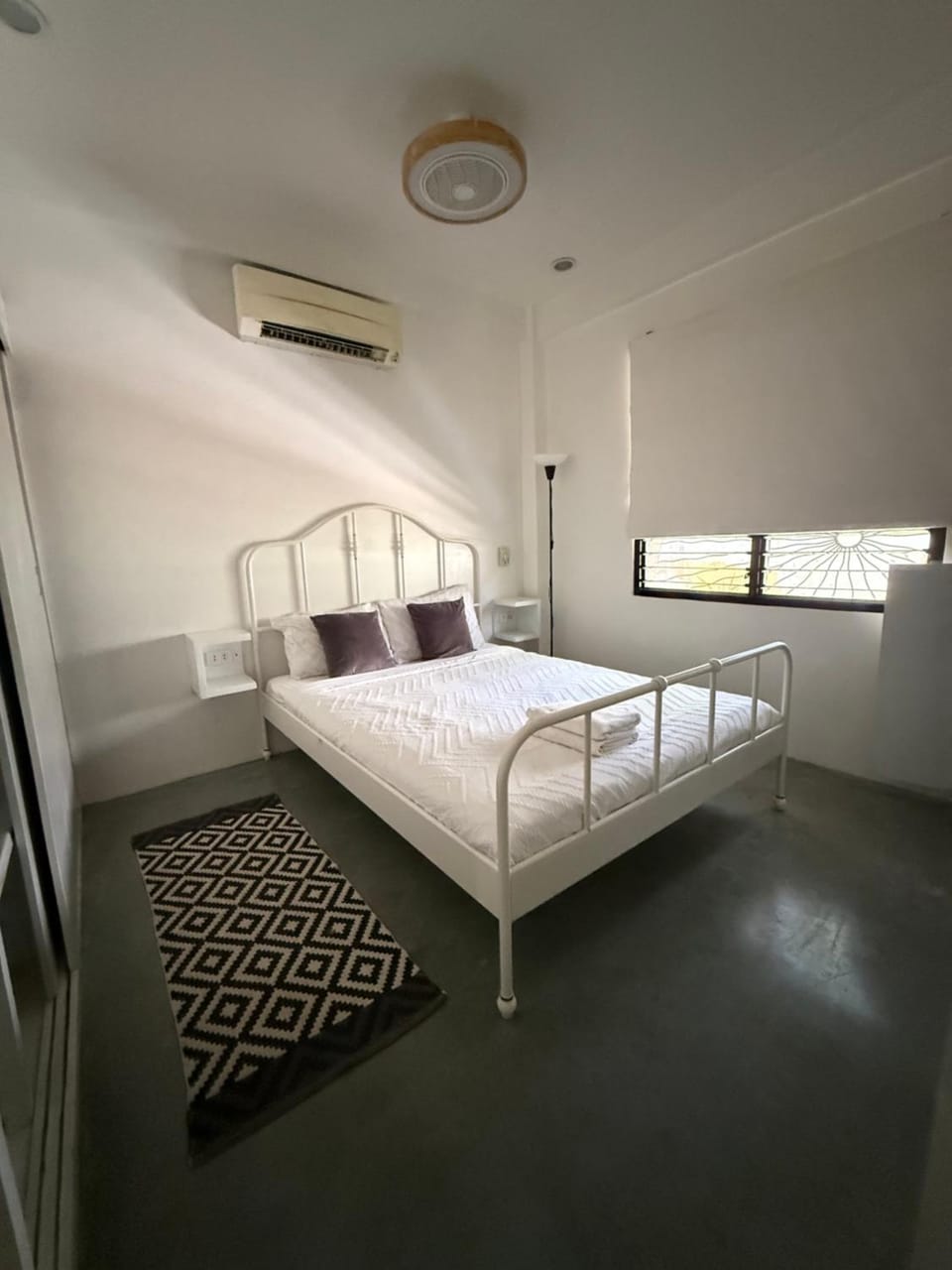 Avocado House House in Boracay