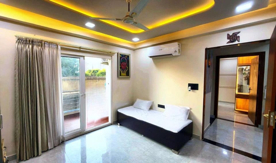 Designer Flat with Cozy Private Work Space Apartment in Jaipur