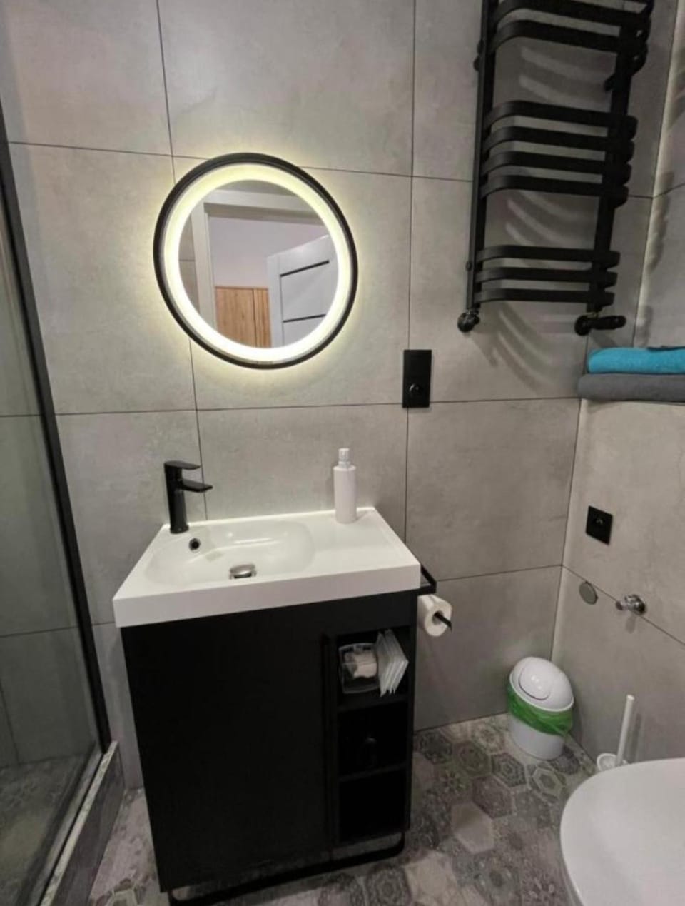 Rewolucji Apart Apartment in Poland