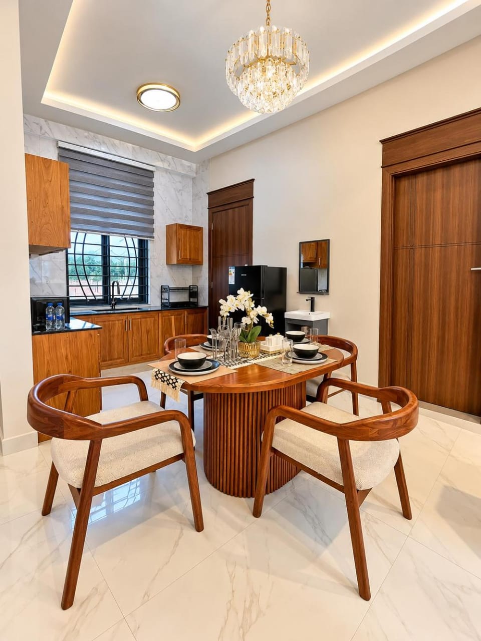 Kitchen or kitchenette, kitchen