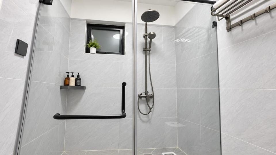 Modern 1BR at Versailles Garden, Kileleshwa, Nairobi Apartment in Nairobi County