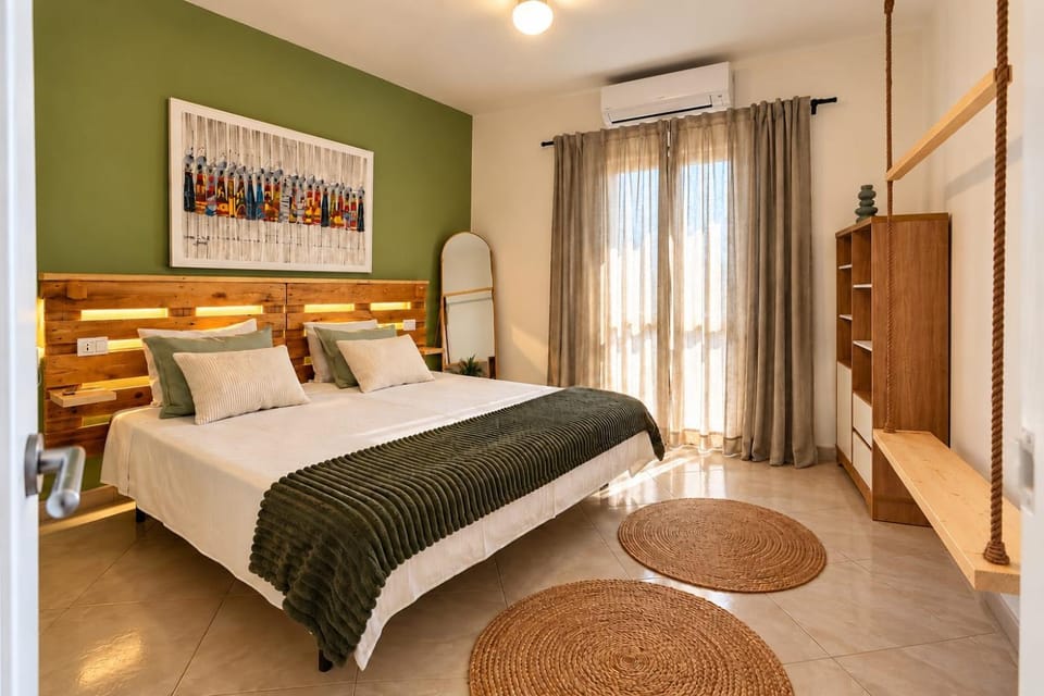 Bed, Photo of the whole room, Bedroom, wardrobe