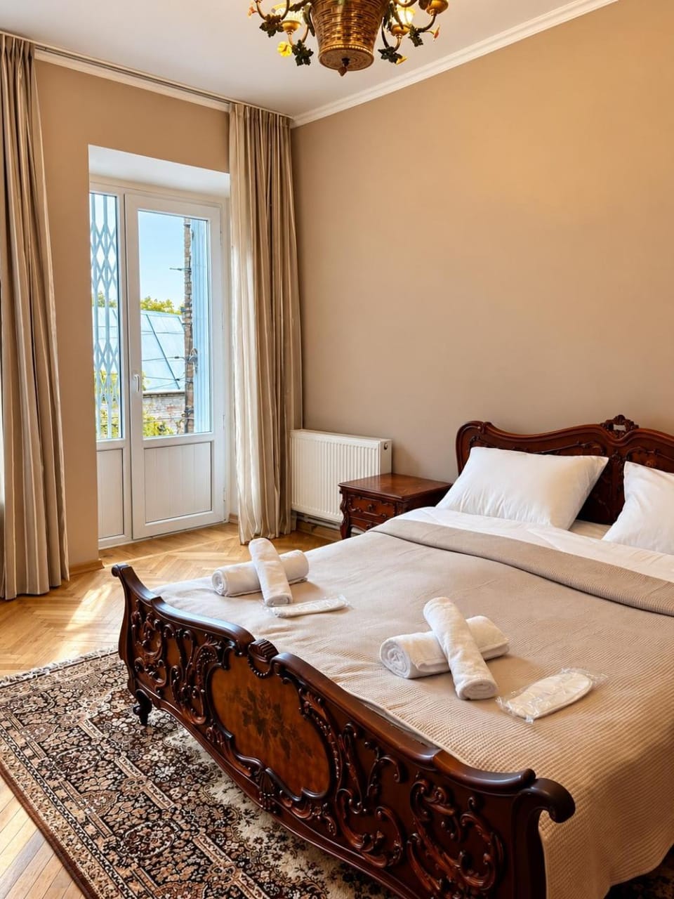 Elegant Vintage Apartment in Old Tbilisi Apartment in Tbilisi, Georgia