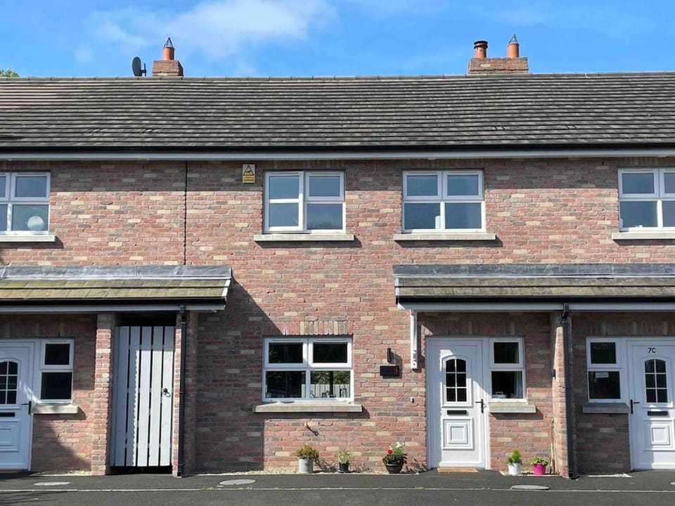 Fairhill Cottage, Ballycastle House in Ballycastle