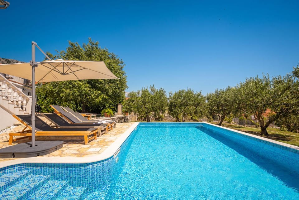 Holiday Home Nevera House in Šibenik-Knin County, Croatia