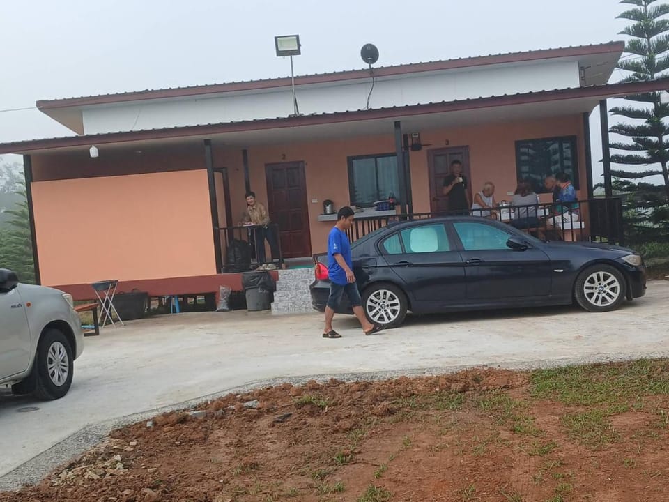 Day, People, group of guests, Parking